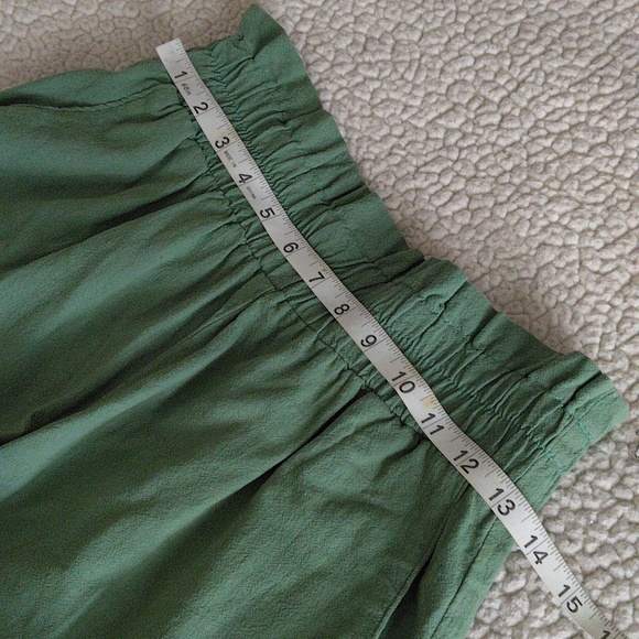 Kendall Lane XS Green High Waist Shorts With Pockets - Picture 9 of 11